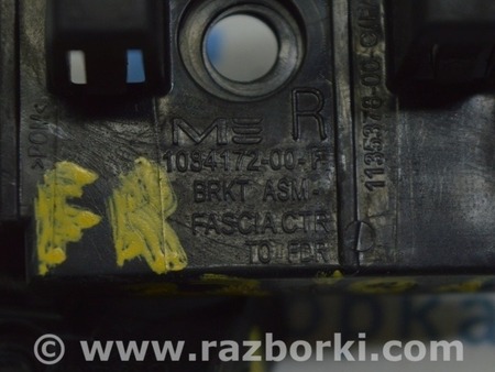 ФОТО Крепление переднего бампера правое для Tesla Model 3 Одесса