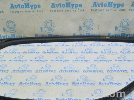 ФОТО Уплотнитель дверного проема передний правый для Tesla Model 3 Одесса