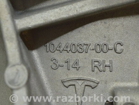 ФОТО Крепление опоры амортизатора переднее правое для Tesla Model 3 Одесса