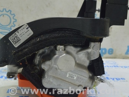 ФОТО Компрессор кондиционера для Tesla Model 3 Одесса