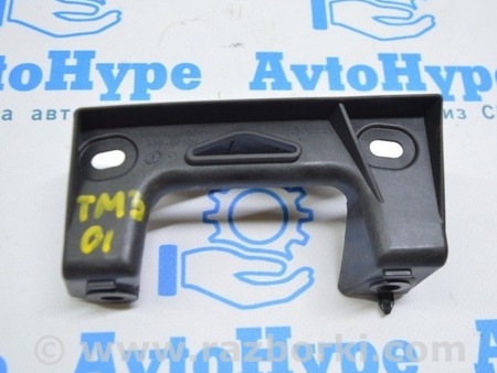 ФОТО Кронштейн крепления рамы 2 ряда сидений для Tesla Model 3 Одесса