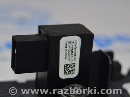 ФОТО Загулшка накладки крепления монитора для Tesla Model 3 Одесса