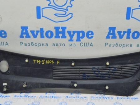 ФОТО Накладка подкапотного багажника задняя для Tesla Model 3 Одесса