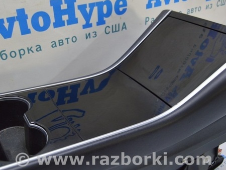 ФОТО Консоль центральная подлокотник и подстаканники для Tesla Model 3 Одесса