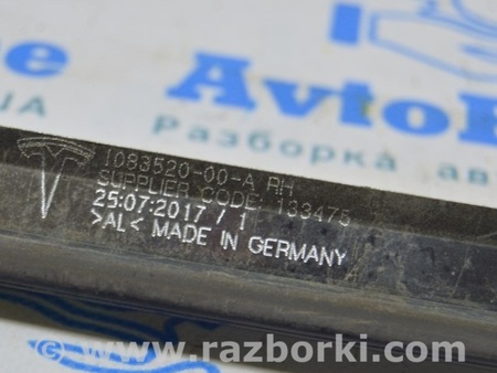 ФОТО Накладка крыши правая для Tesla Model 3 Одесса