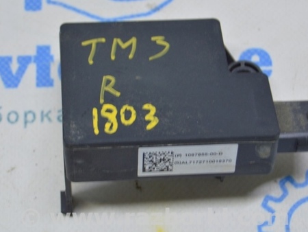 ФОТО REAR BUMPER BODY CONTROL MODULE BCM T для Tesla Model 3 Одесса