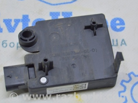 ФОТО REAR BUMPER BODY CONTROL MODULE BCM T для Tesla Model 3 Одесса