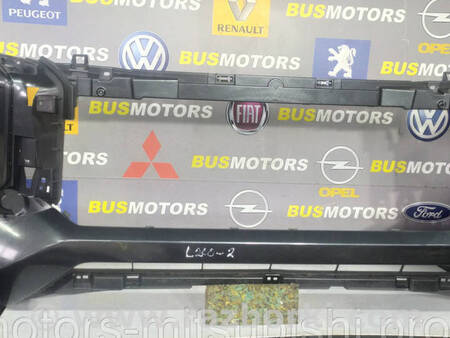 ФОТО Бампер передній для Mitsubishi L200 (06-14) Коломия