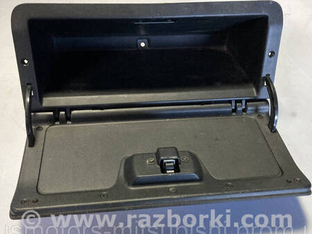 ФОТО Бардачок верхній для Mitsubishi Pajero Wagon 3 Коломия