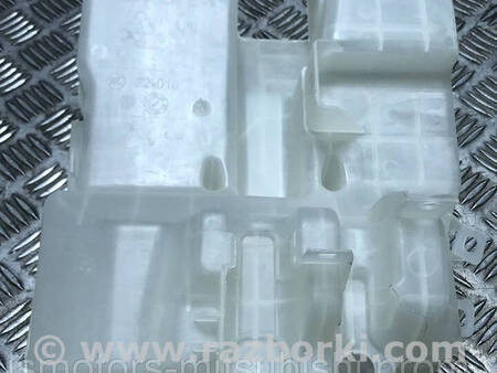 ФОТО Бачок омивача лобового скла для Mitsubishi L200 (06-14) Коломия