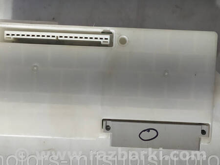 ФОТО Блок комфорту запобіжників реле для Mitsubishi L200 (06-14) Коломия