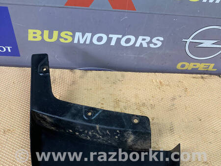 ФОТО Бризковик передній правий для Mitsubishi Pajero Wagon 3 Коломия