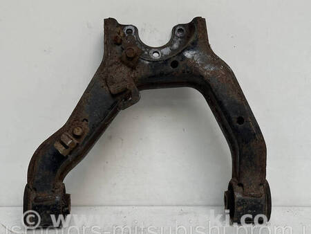 ФОТО Важіль передній лівий верхній для Mitsubishi Pajero Wagon 4 Коломия