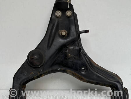 ФОТО Важіль передній правий нижній для Mitsubishi L200 (06-14) Коломия