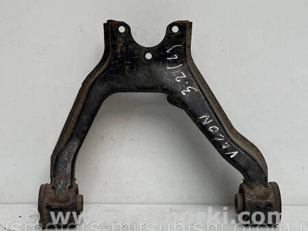 ФОТО Важіль передньої підвіски верхній для Mitsubishi Pajero Wagon 3 Коломия