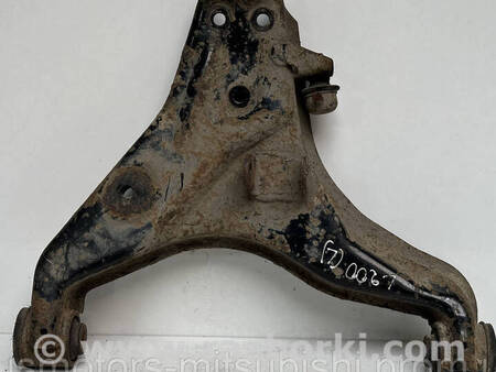 ФОТО Важіль підвіски передній лівий для Mitsubishi L200 (06-14) Коломия