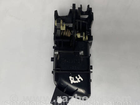 ФОТО Внутрішня ручка двері права для Mitsubishi Pajero Wagon 3 Коломия