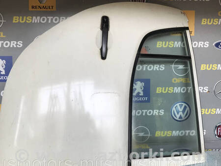 ФОТО Двері задні права гола для Mitsubishi L200 (06-14) Коломия