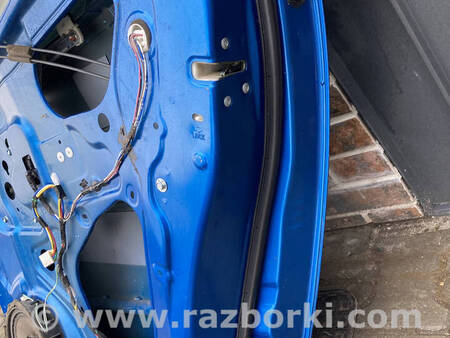 ФОТО Двері задні права голі для Mitsubishi L200 (06-14) Коломия