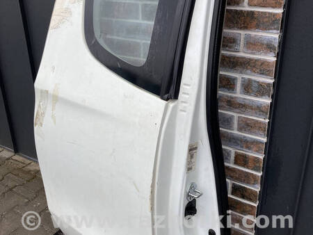 ФОТО Двері задні праві для Mitsubishi L200 (06-14) Коломия