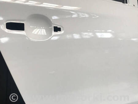 ФОТО Двері задня права біла для Mitsubishi L200 (06-14) Коломия