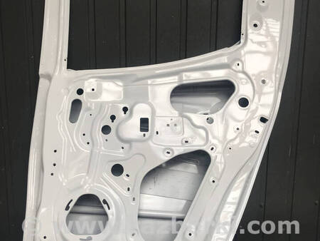 ФОТО Двері задня права біла для Mitsubishi L200 (06-14) Коломия