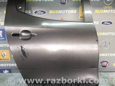 ФОТО Двері задня права гола для Mitsubishi L200 (06-14) Коломия