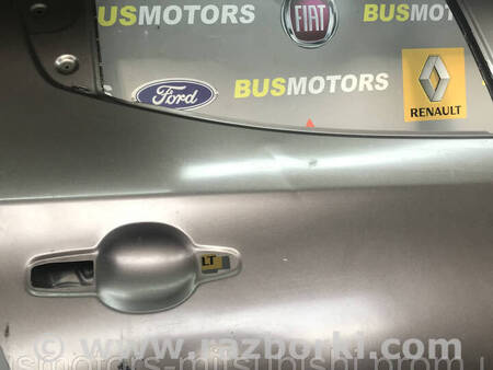 ФОТО Двері задня права гола для Mitsubishi L200 (06-14) Коломия