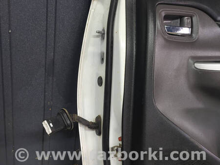 ФОТО Двері задня права гола для Mitsubishi L200 (06-14) Коломия