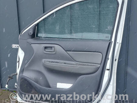 ФОТО Двері передні праві для Mitsubishi L200 (06-14) Коломия