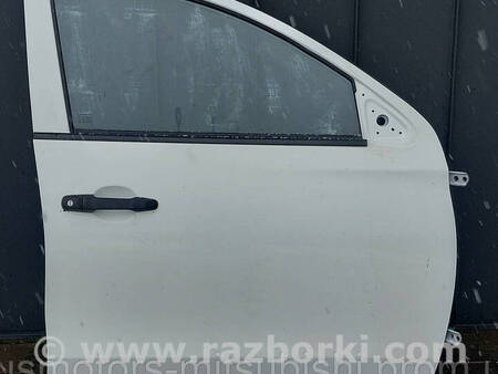 ФОТО Двері передні праві для Mitsubishi L200 (06-14) Коломия