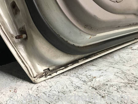 ФОТО Дверка передня права гола для Mitsubishi L200 (06-14) Коломия