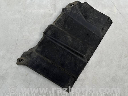 ФОТО Дефлектор радіатора правий для Mitsubishi L200 (06-14) Коломия