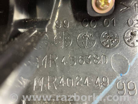 ФОТО Дефлектор торпеди права для Mitsubishi Pajero Wagon 3 Коломия