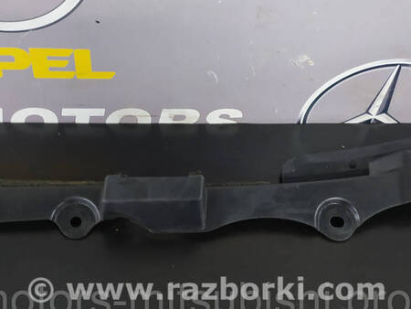 ФОТО Заглушка крила права для Mitsubishi L200 (06-14) Коломия