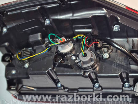 ФОТО Задній лівий стоп ліхтар для Mitsubishi L200 (06-14) Коломия