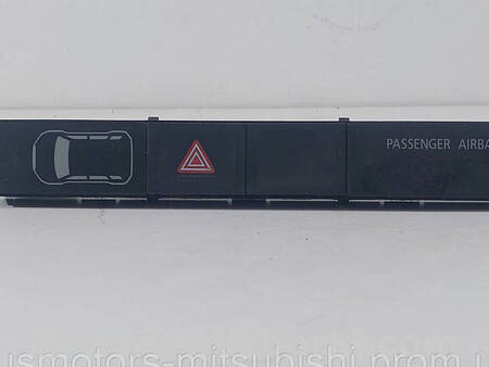 ФОТО Кнопка аварійки для Mitsubishi L200 (06-14) Коломия