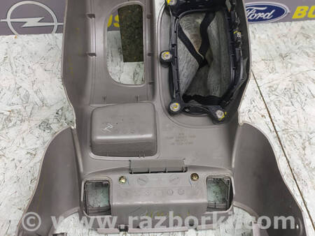 ФОТО Консоль між сидінь передні для Mitsubishi L200 (06-14) Коломия