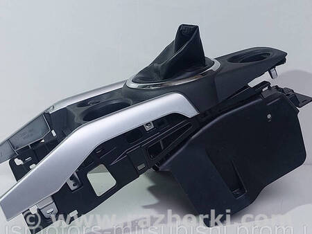 ФОТО Консоль центральна передня частина для Mitsubishi ASX Коломия