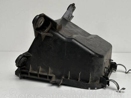 ФОТО Корпус повітряного фільтра для Mitsubishi Grandis Коломия