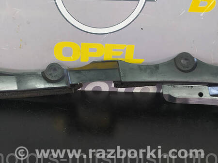 ФОТО Кронштейн крила лівий для Mitsubishi L200 (06-14) Коломия