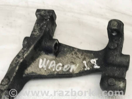 ФОТО Кронштейн передньої кришки двигуна для Mitsubishi Pajero Wagon 3 Коломия