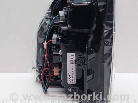 ФОТО Ліхтар задній правий для Mitsubishi Pajero Wagon 4 Коломия