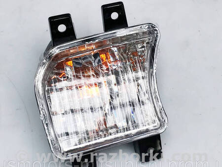 ФОТО Ліхтар поворотника в зборі для Mitsubishi L200 (06-14) Коломия