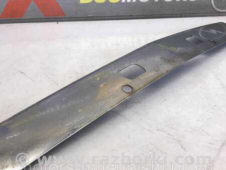 ФОТО Накладка бампера хром для Mitsubishi L200 (06-14) Коломия