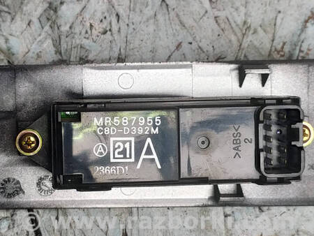 ФОТО Накладка дверей для Mitsubishi L200 (06-14) Коломия