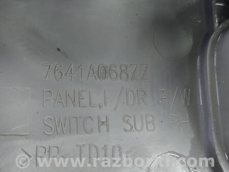 ФОТО Накладка дверей Корпус кнопки для Mitsubishi L200 (06-14) Коломия