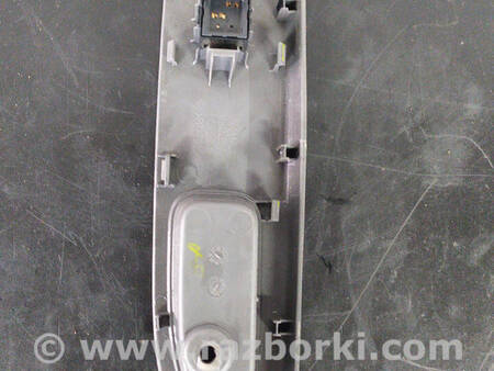 ФОТО Накладка дверей Корпус кнопки для Mitsubishi L200 (06-14) Коломия