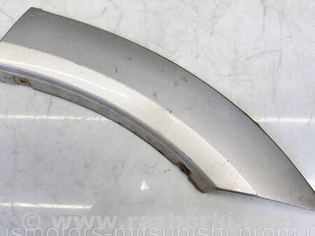 ФОТО Накладка крила задня ліва для Mitsubishi Pajero Wagon 3 Коломия