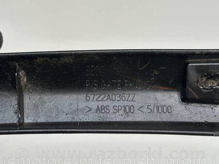 ФОТО Накладка крила молдинг права для Mitsubishi L200 (06-14) Коломия